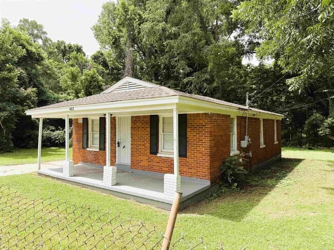 Photo - 432 W Peebles Rd