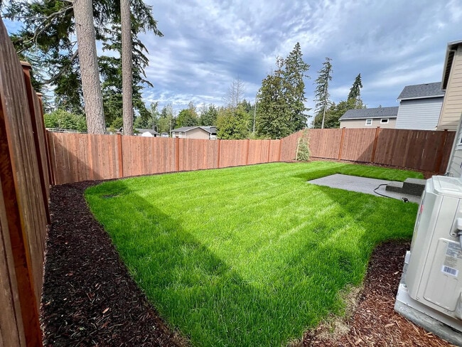 Photo - 4333 Savannah Lp NE