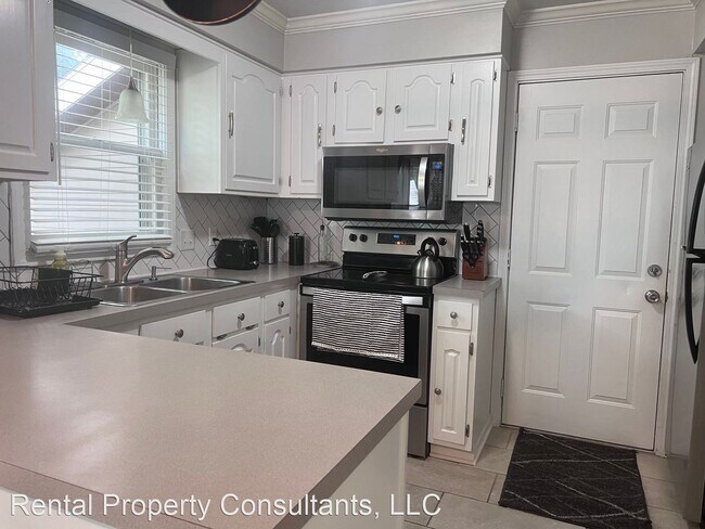 Photo - 3 br, 2 bath House - 1645 Stilesgate St. SE