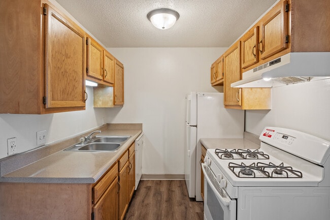 Crossroads Apartments