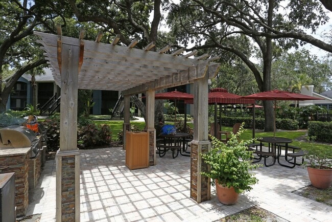 Photo - Stonegate Apartments