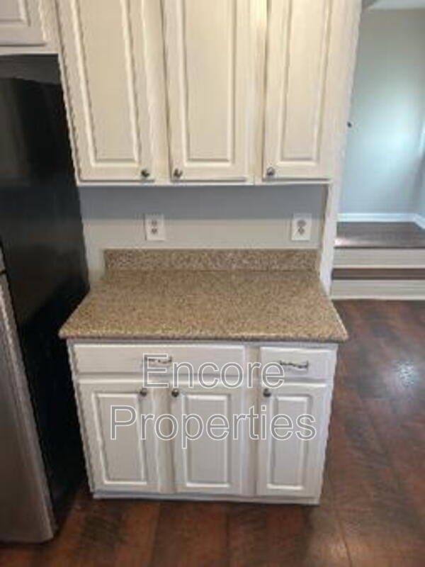 Photo - 6555 English Oaks Dr