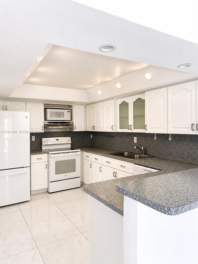 Photo - 6534 SW 114th Pl