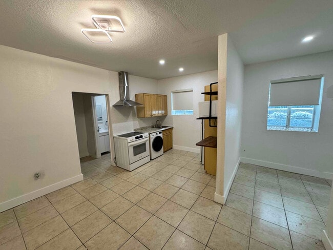 Photo - 1021 NW 3rd St Apartment