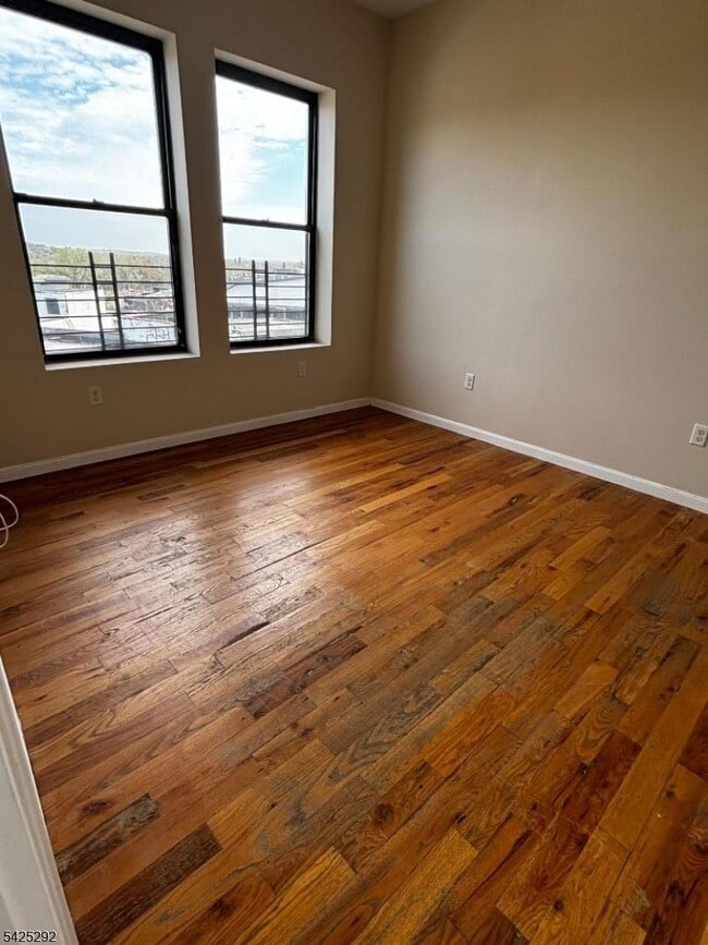 Photo - 40 Broadway Unit 5B