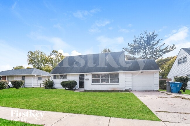 Photo - 6021 42nd St