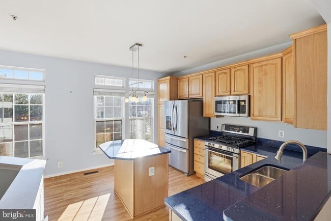 Photo - 2957 Huntington Grove Square