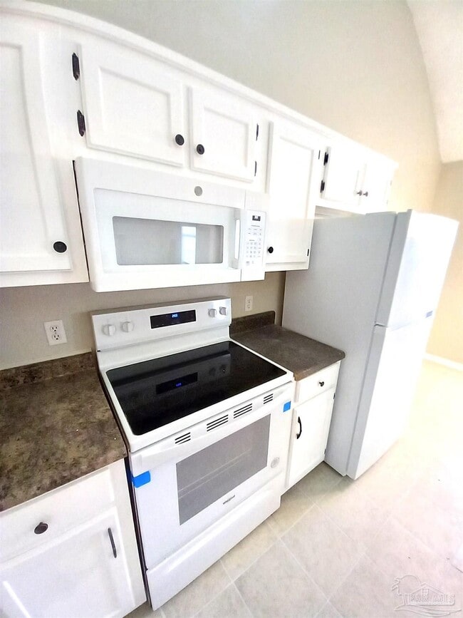 Photo - 7009 Weatherwood Dr