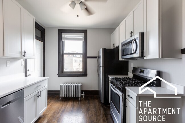 Photo - 3930 N Drake Ave Unit 2