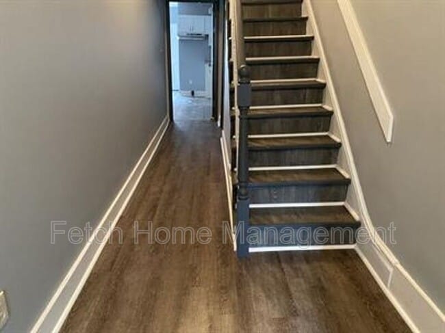 Photo - 208 W Vine St
