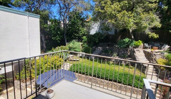 Photo - 2463 Hilgard Ave