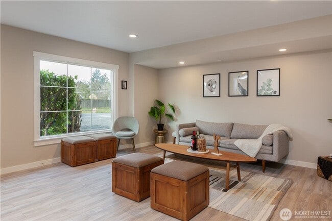 Photo - North Seattle - Pinehurst Updated 3 Bedroom 2 Bath Rambler