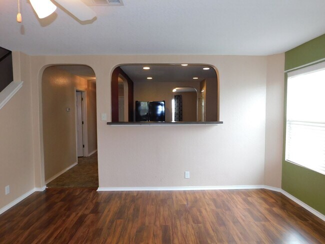Photo - Beautiful, spacious 4 bedroom, 2.5 bath ho...