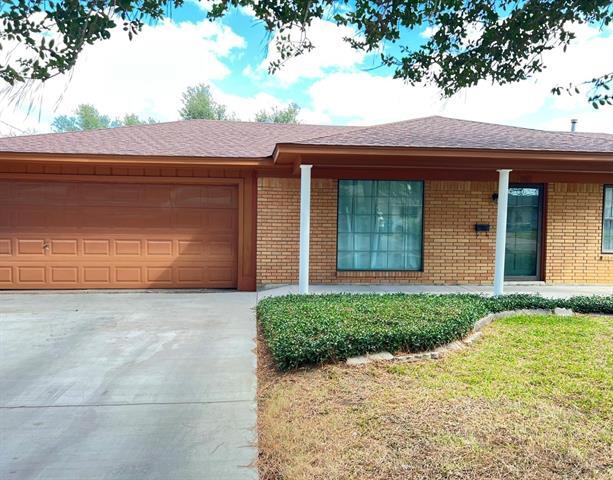 Photo - 209 Red Bird Ln