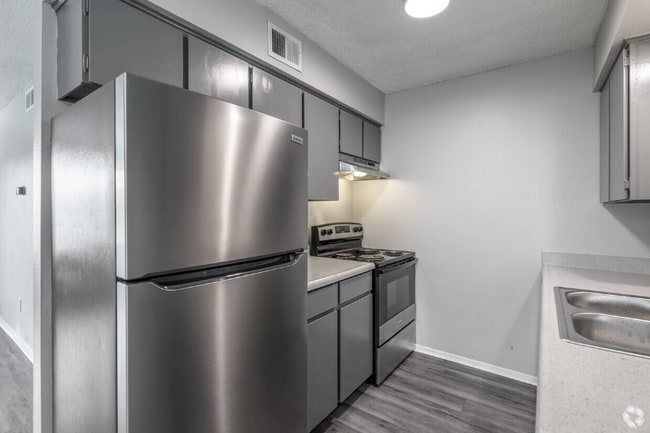 Building Photo - 55 N Ranchwood Blvd Rental