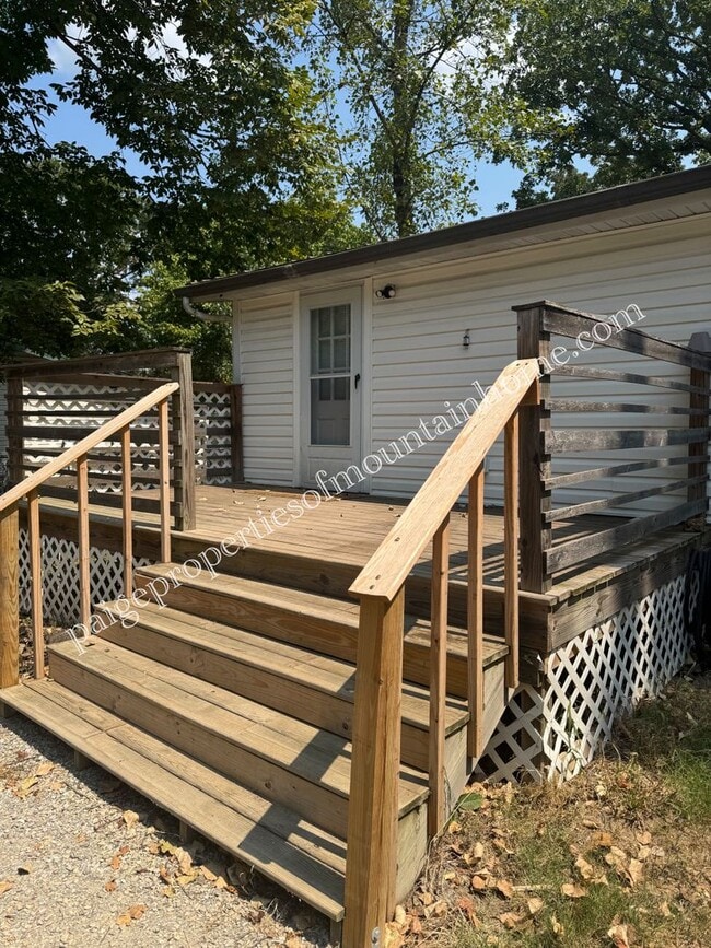 Photo - Charming 3 bed, 2 bath off Hwy 5 South