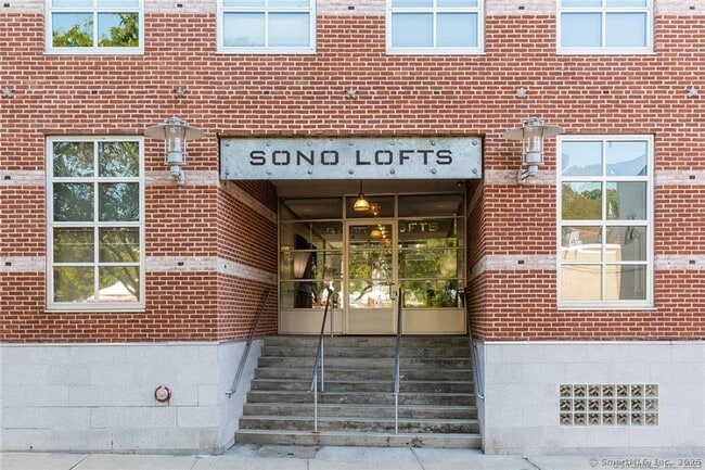 Photo - 10 Ann St Unit 108