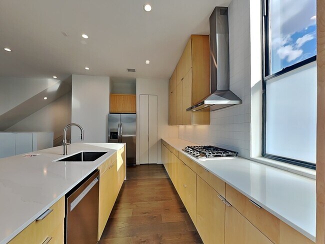 Photo - 109 Forest Star Dr