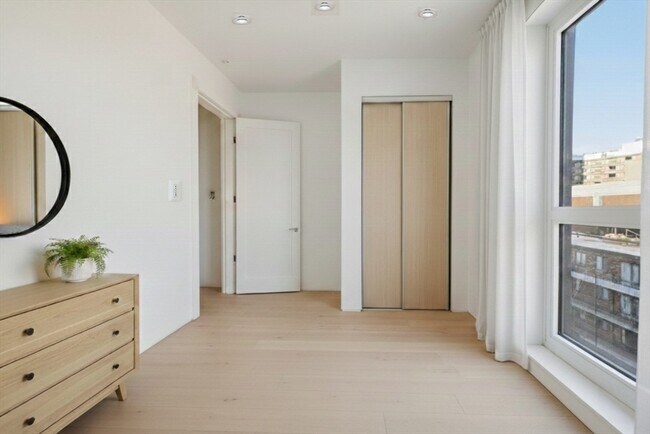 Photo - 1066 Commonwealth Ave Unidad 502