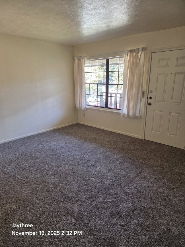 Sala de estar - 1505 E Beverly Dr Apartamentos Unidad 1505 Oakpark