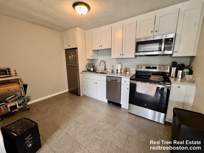 Photo - 97 Spring St Unit C5