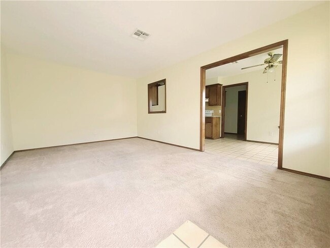 Photo - 163 Barrett Pl