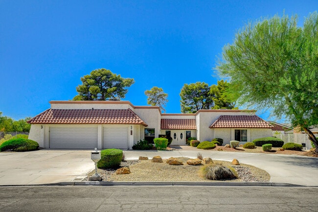 Photo - 408 Lacy Ln