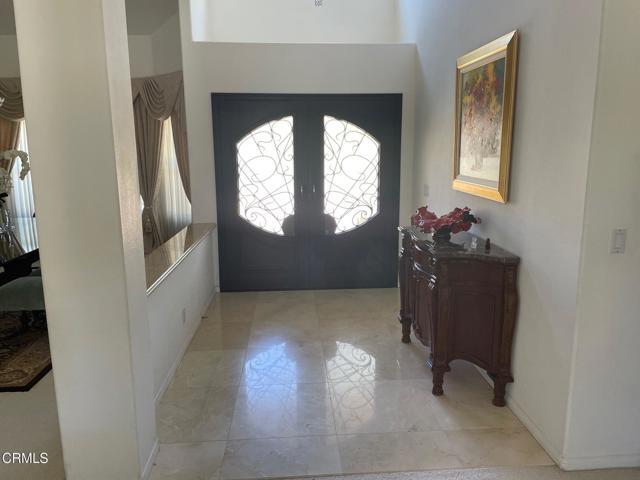 Photo - 2109 Valleyfield Ave