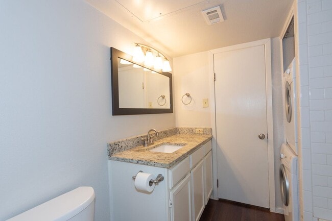 Photo - 3115 Helms St Unit #106