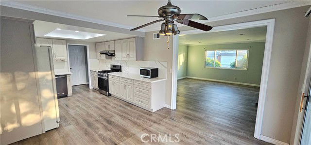 Photo - 211 Aborla Ln