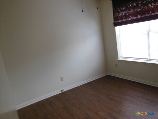 Photo - 604 Frostwood Dr