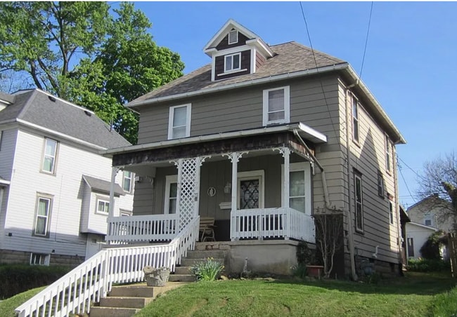 Building Photo - Greenwood Rental
