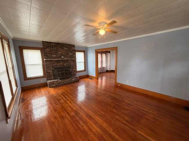 Photo - 15 Boehler St