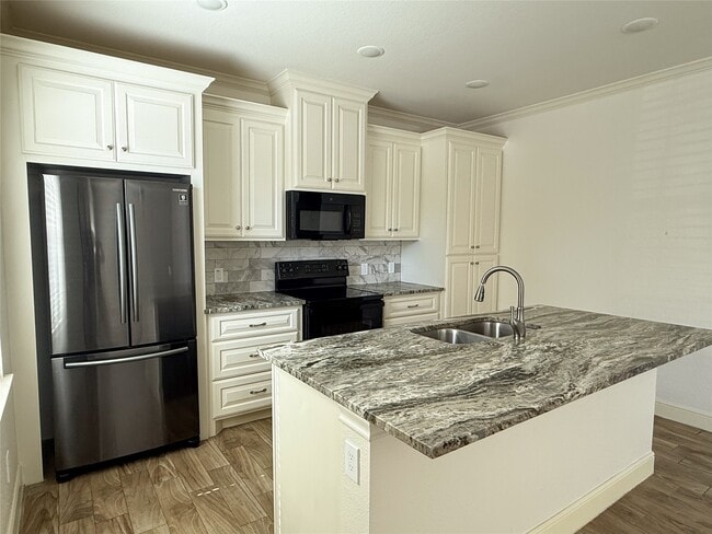 Photo - 2548 Appian Wy Unit 2554 B