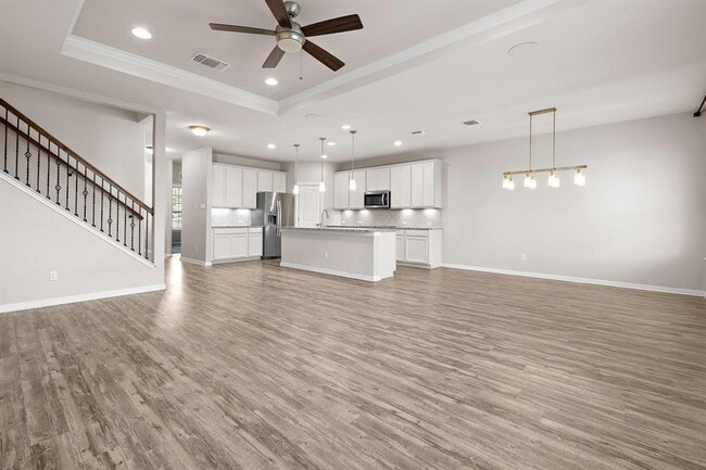 Photo - 83 Prospector Ln