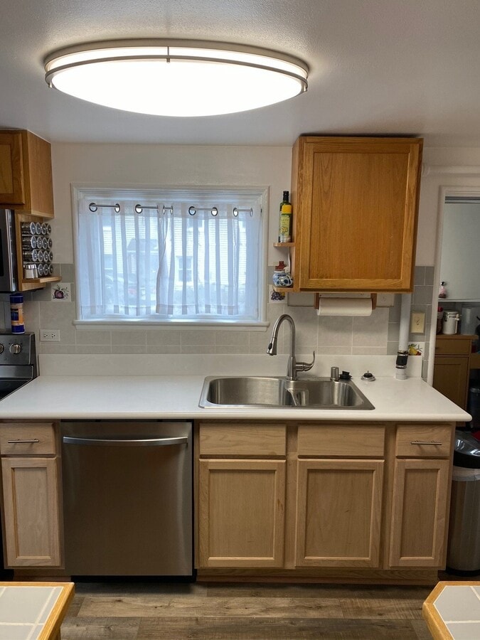 Photo - 5914 Currant Ln