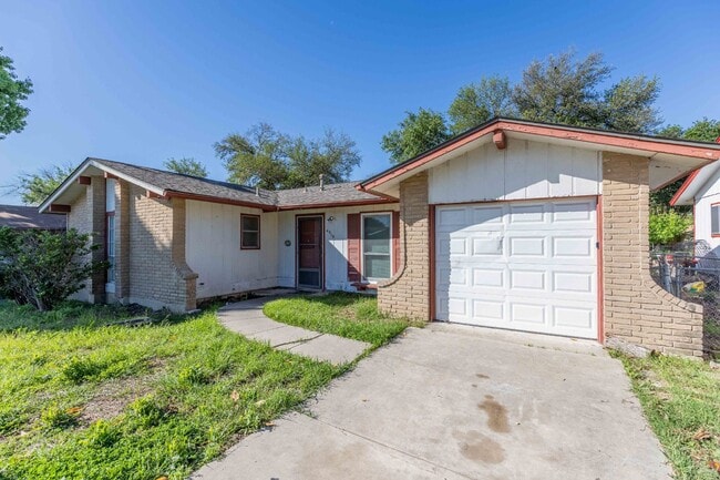 Photo - 4910 Tennyson Dr