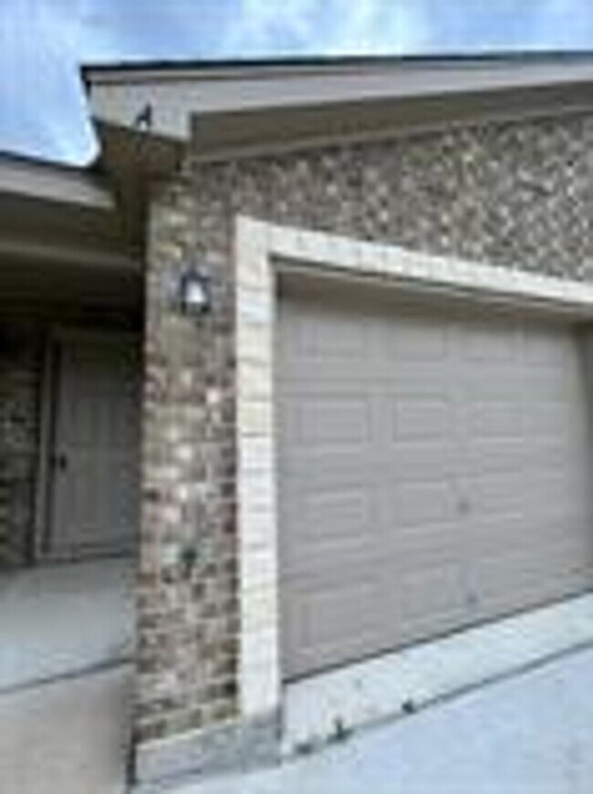 Photo - 403 Olaf Dr Unit B