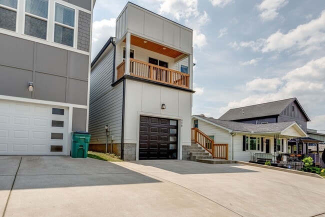 Photo - AVAILABLE June 1st. UPDATED 3 Bedroom Home close to Everything East Nashville! Fenced in backyard...