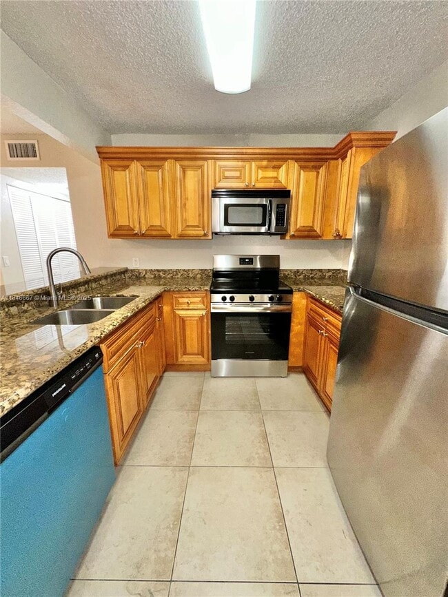 Photo - 1620 Balfour Point Dr Unit G