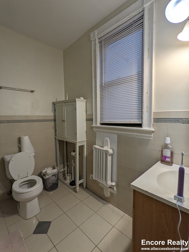 Photo - 43 Bay State Rd Unit 4F