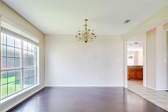 Photo - 2056 Hawken Dr