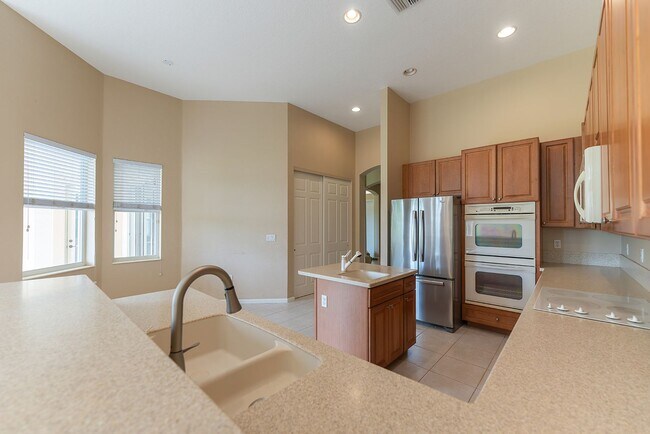 Photo - Spacious 4/3/3 in Hammock Creek Estates in...