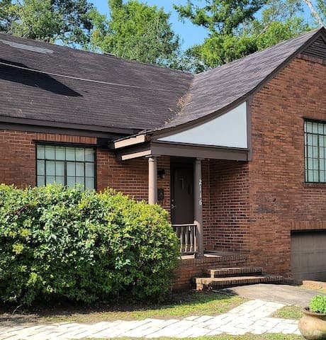 Photo - 2116 Market St