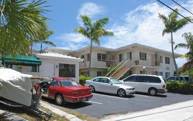 Harbor Beach House Apartments