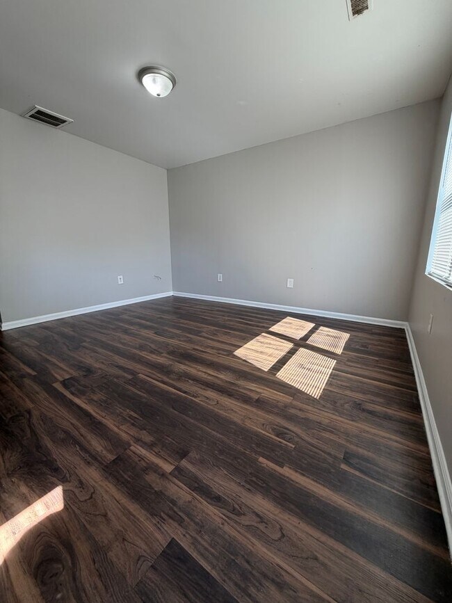 2900 Tuckaseegee Rd Unit B