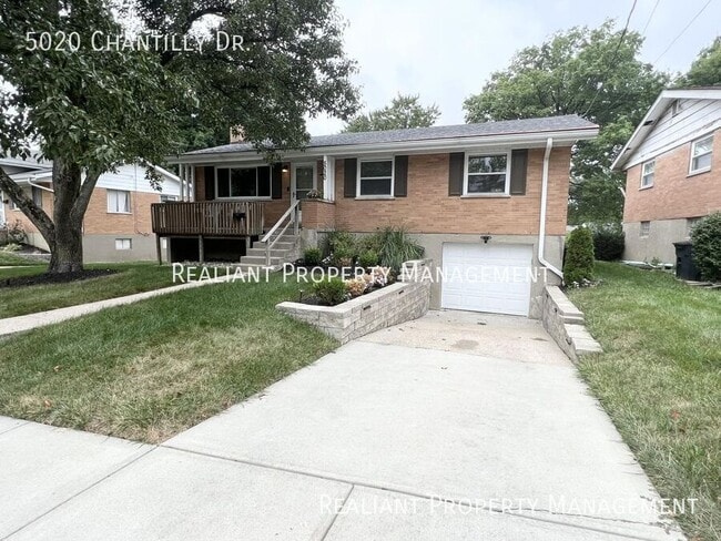 Building Photo - 5020 Chantilly Dr