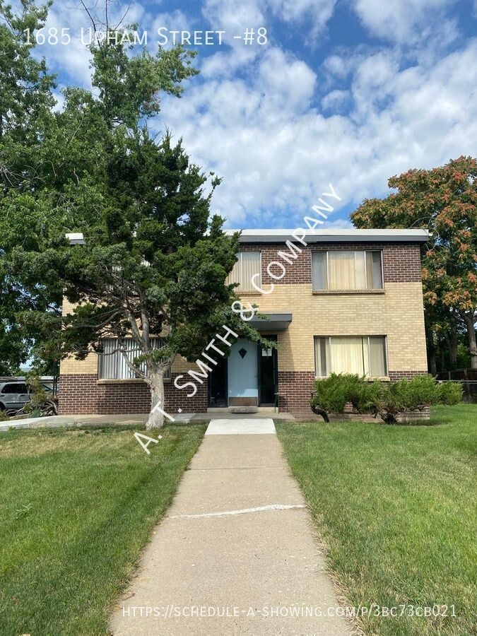 Photo - 1685 Upham St