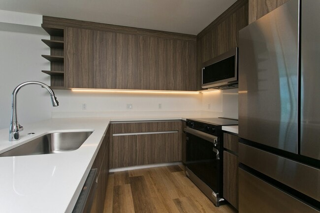 Photo - 1515 Liona St Unit 3414