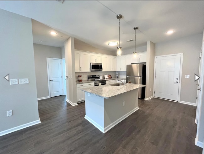 Photo - Village of Skylars Cove - 5630-302
